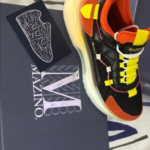 Mazino Men's Black and Orange Sneakers